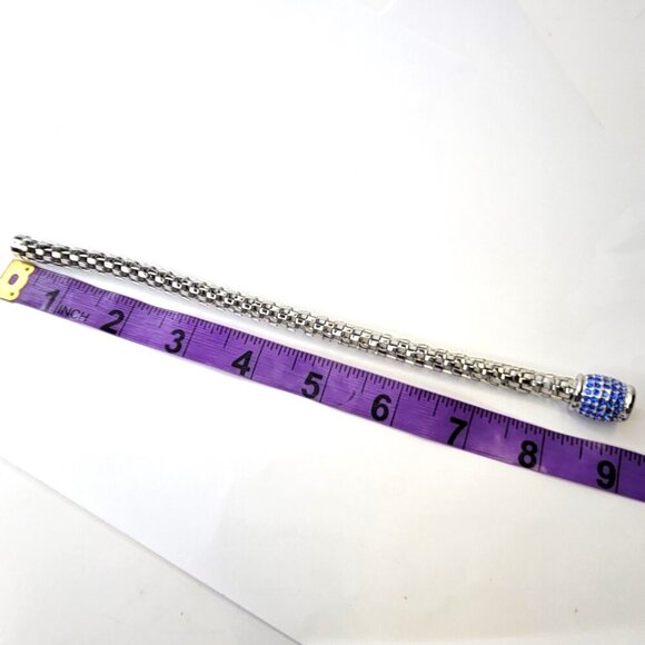 Blue Crystal Magnetic Bracelet - Picture 10 of 10